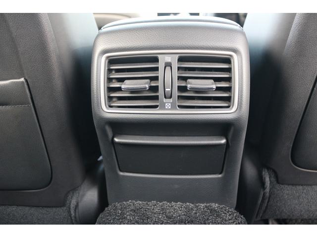 スカイライン ３５０ＧＴ　ハイブリッド　タイプＳＰ　禁煙車　本革シート　ツインディスプレイ　フルセグＴＶ　全周囲カメラ　レーダークルーズ　ＬＥＤヘッドライト　ツインディスプレイ　シートヒーター　パドルシフト　パワーシート　ＥＴＣ　Ｂｌｕｅｔｏｏｔｈ（63枚目）