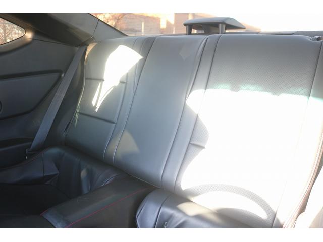 ８６ ＧＴ　禁煙車　ＴＲＤエアロ　ＴＲＤフルマフラー　６ＭＴ　純正ナビ　バックカメラ　フルセグＴＶ　ＥＴＣ　ＨＩＤヘッドライト　純正１７ＡＷ　プッシュスタート　Ｂｌｕｅｔｏｏｔｈ接続　電動格納ミラー　オートライト（32枚目）