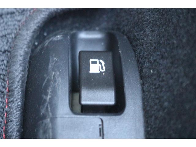 ８６ ＧＴ　禁煙車　ＴＲＤエアロ　ＴＲＤフルマフラー　６ＭＴ　純正ナビ　バックカメラ　フルセグＴＶ　ＥＴＣ　ＨＩＤヘッドライト　純正１７ＡＷ　プッシュスタート　Ｂｌｕｅｔｏｏｔｈ接続　電動格納ミラー　オートライト（62枚目）