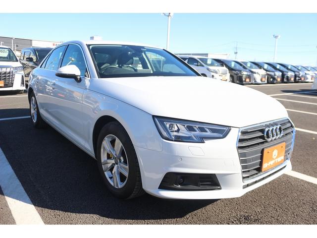 Ａ４ ２．０ＴＦＳＩ　禁煙車　マトリックスＬＥＤヘッドライト　バーチャルコックピット黒革シート　純正ナビ　フルセグＴＶ　バックカメラ　レーダークルーズ　ＥＴＣ　シートヒーター　パワーシート　ウッドトリム　スマートキー（8枚目）