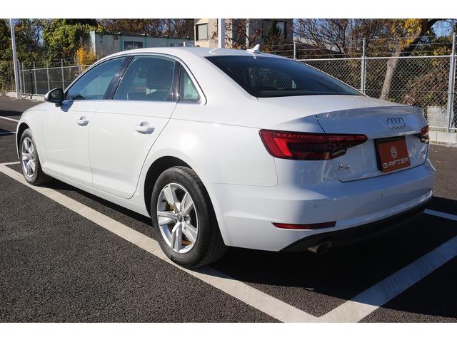 Ａ４ ２．０ＴＦＳＩ　禁煙車　マトリックスＬＥＤヘッドライト　バーチャルコックピット黒革シート　純正ナビ　フルセグＴＶ　バックカメラ　レーダークルーズ　ＥＴＣ　シートヒーター　パワーシート　ウッドトリム　スマートキー（12枚目）