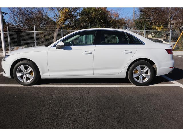 Ａ４ ２．０ＴＦＳＩ　禁煙車　マトリックスＬＥＤヘッドライト　バーチャルコックピット黒革シート　純正ナビ　フルセグＴＶ　バックカメラ　レーダークルーズ　ＥＴＣ　シートヒーター　パワーシート　ウッドトリム　スマートキー（13枚目）