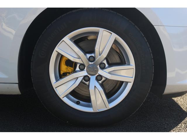 Ａ４ ２．０ＴＦＳＩ　禁煙車　マトリックスＬＥＤヘッドライト　バーチャルコックピット黒革シート　純正ナビ　フルセグＴＶ　バックカメラ　レーダークルーズ　ＥＴＣ　シートヒーター　パワーシート　ウッドトリム　スマートキー（23枚目）