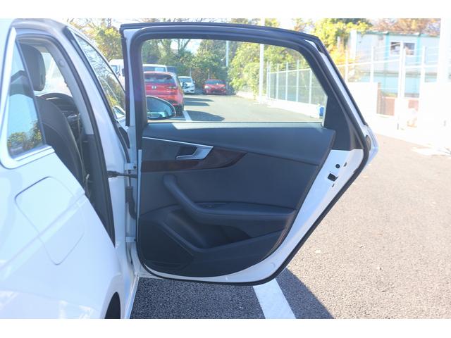 Ａ４ ２．０ＴＦＳＩ　禁煙車　マトリックスＬＥＤヘッドライト　バーチャルコックピット黒革シート　純正ナビ　フルセグＴＶ　バックカメラ　レーダークルーズ　ＥＴＣ　シートヒーター　パワーシート　ウッドトリム　スマートキー（30枚目）