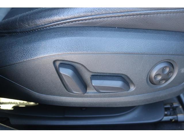 Ａ４ ２．０ＴＦＳＩ　禁煙車　マトリックスＬＥＤヘッドライト　バーチャルコックピット黒革シート　純正ナビ　フルセグＴＶ　バックカメラ　レーダークルーズ　ＥＴＣ　シートヒーター　パワーシート　ウッドトリム　スマートキー（53枚目）
