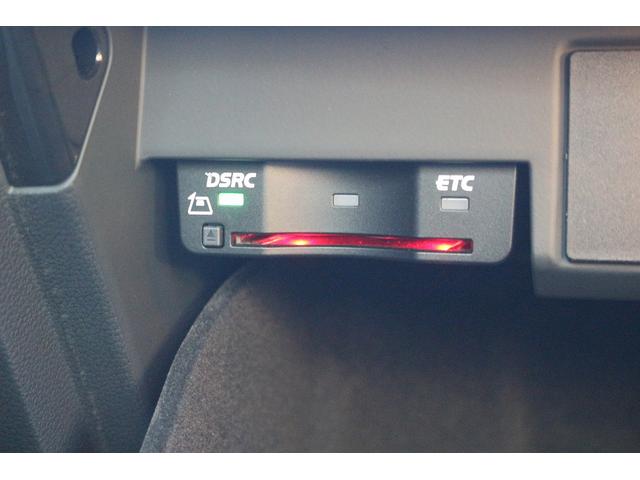 Ａ４ ２．０ＴＦＳＩ　禁煙車　マトリックスＬＥＤヘッドライト　バーチャルコックピット黒革シート　純正ナビ　フルセグＴＶ　バックカメラ　レーダークルーズ　ＥＴＣ　シートヒーター　パワーシート　ウッドトリム　スマートキー（66枚目）