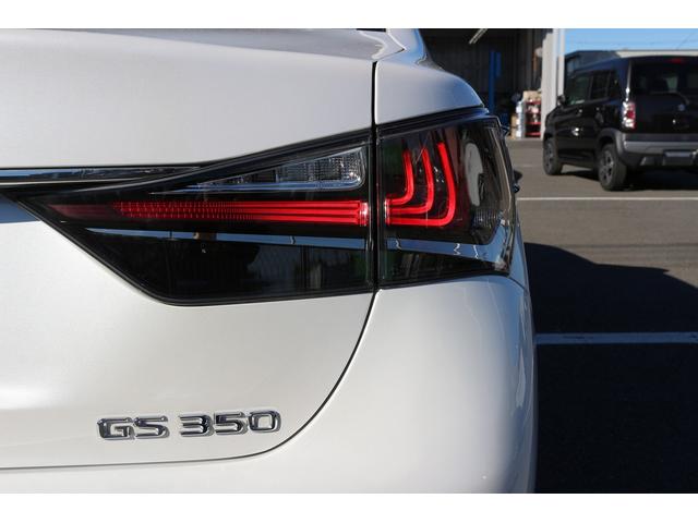 ＧＳ ＧＳ３５０　バージョンＬ　禁煙車　黒革シート　純正１２．３型ナビ　フルセグＴＶ　バックカメラ　アダプティブクルーズコントロール　温冷シート　ＬＥＤヘッドライト　ＥＴＣ２．０　電動リアゲート　ブラインドスポットモニター（17枚目）