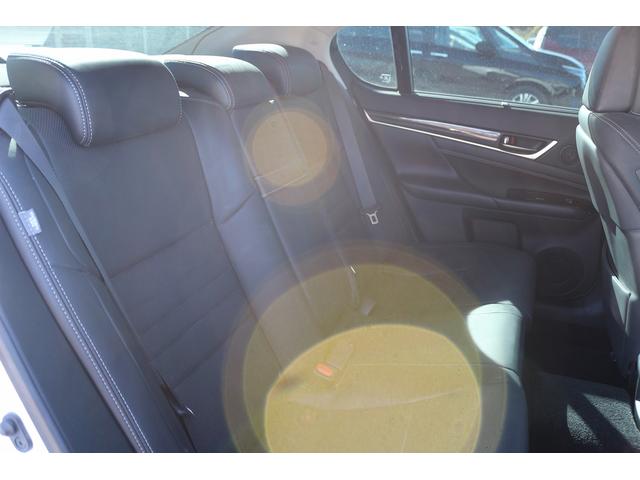 ＧＳ ＧＳ３５０　バージョンＬ　禁煙車　黒革シート　純正１２．３型ナビ　フルセグＴＶ　バックカメラ　アダプティブクルーズコントロール　温冷シート　ＬＥＤヘッドライト　ＥＴＣ２．０　電動リアゲート　ブラインドスポットモニター（35枚目）