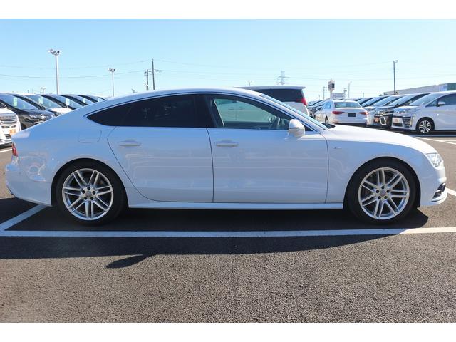 A7スポーツバック 2.0TFSIクワトロ Sラインパッケージ 禁煙車 アシスタンスPKG マトリックスLEDヘッドライト パークアシストPKG BOSEサウンドシステム 純正ナビ 全周囲カメラ 黒革シート シートヒーター フルセグTV 衝突軽減 レーダークルーズ(9枚目)