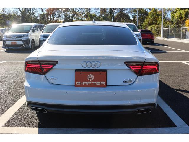 A7スポーツバック 2.0TFSIクワトロ Sラインパッケージ 禁煙車 アシスタンスPKG マトリックスLEDヘッドライト パークアシストPKG BOSEサウンドシステム 純正ナビ 全周囲カメラ 黒革シート シートヒーター フルセグTV 衝突軽減 レーダークルーズ(11枚目)