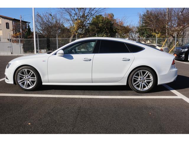 A7スポーツバック 2.0TFSIクワトロ Sラインパッケージ 禁煙車 アシスタンスPKG マトリックスLEDヘッドライト パークアシストPKG BOSEサウンドシステム 純正ナビ 全周囲カメラ 黒革シート シートヒーター フルセグTV 衝突軽減 レーダークルーズ(13枚目)