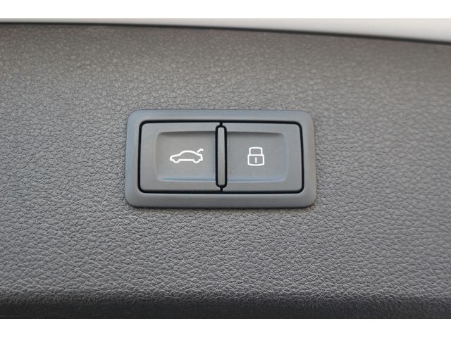 A7スポーツバック 2.0TFSIクワトロ Sラインパッケージ 禁煙車 アシスタンスPKG マトリックスLEDヘッドライト パークアシストPKG BOSEサウンドシステム 純正ナビ 全周囲カメラ 黒革シート シートヒーター フルセグTV 衝突軽減 レーダークルーズ(33枚目)