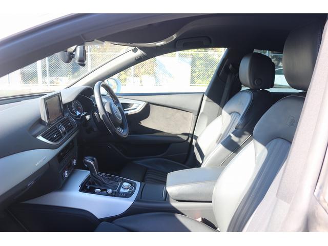 A7スポーツバック 2.0TFSIクワトロ Sラインパッケージ 禁煙車 アシスタンスPKG マトリックスLEDヘッドライト パークアシストPKG BOSEサウンドシステム 純正ナビ 全周囲カメラ 黒革シート シートヒーター フルセグTV 衝突軽減 レーダークルーズ(42枚目)