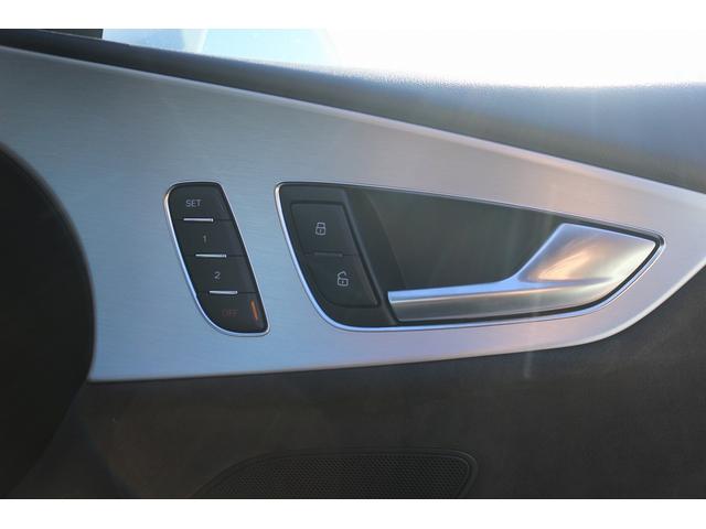A7スポーツバック 2.0TFSIクワトロ Sラインパッケージ 禁煙車 アシスタンスPKG マトリックスLEDヘッドライト パークアシストPKG BOSEサウンドシステム 純正ナビ 全周囲カメラ 黒革シート シートヒーター フルセグTV 衝突軽減 レーダークルーズ(54枚目)