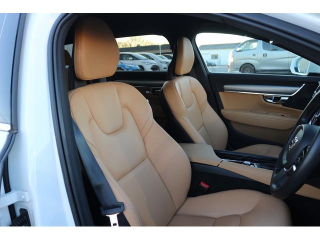 Ｖ９０ Ｔ５　モメンタム　禁煙車　本革シート　純正８インチナビ　フルセグＴＶ　全周囲カメラ　レーダークルーズコントロール　ＬＥＤヘッドライト　ＥＴＣ　ターボチャージャー　オートマチックハイビーム　Ｂｌｕｅｔｏｏｔｈ接続（14枚目）