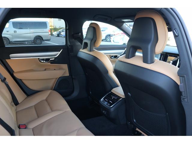 Ｖ９０ Ｔ５　モメンタム　禁煙車　本革シート　純正８インチナビ　フルセグＴＶ　全周囲カメラ　レーダークルーズコントロール　ＬＥＤヘッドライト　ＥＴＣ　ターボチャージャー　オートマチックハイビーム　Ｂｌｕｅｔｏｏｔｈ接続（60枚目）