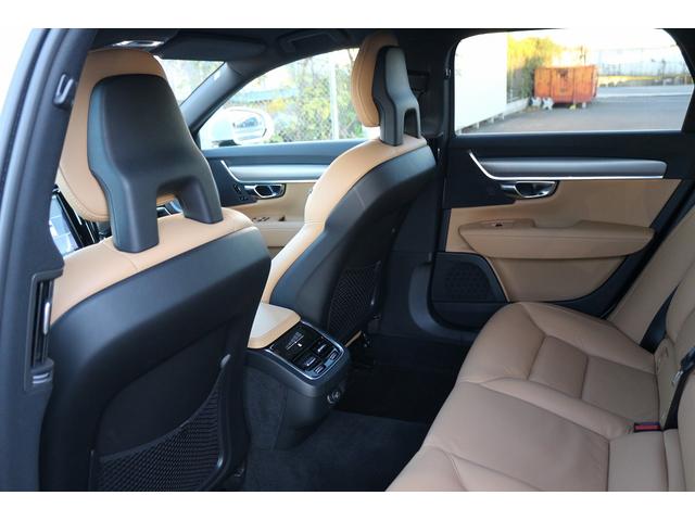 Ｖ９０ Ｔ５　モメンタム　禁煙車　本革シート　純正８インチナビ　フルセグＴＶ　全周囲カメラ　レーダークルーズコントロール　ＬＥＤヘッドライト　ＥＴＣ　ターボチャージャー　オートマチックハイビーム　Ｂｌｕｅｔｏｏｔｈ接続（62枚目）
