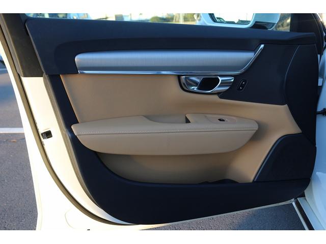 Ｖ９０ Ｔ５　モメンタム　禁煙車　本革シート　純正８インチナビ　フルセグＴＶ　全周囲カメラ　レーダークルーズコントロール　ＬＥＤヘッドライト　ＥＴＣ　ターボチャージャー　オートマチックハイビーム　Ｂｌｕｅｔｏｏｔｈ接続（64枚目）