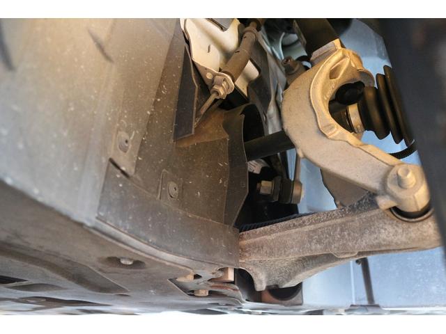 Ｖ９０ Ｔ５　モメンタム　禁煙車　本革シート　純正８インチナビ　フルセグＴＶ　全周囲カメラ　レーダークルーズコントロール　ＬＥＤヘッドライト　ＥＴＣ　ターボチャージャー　オートマチックハイビーム　Ｂｌｕｅｔｏｏｔｈ接続（72枚目）