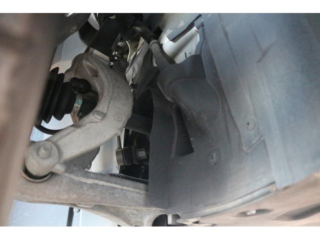 Ｖ９０ Ｔ５　モメンタム　禁煙車　本革シート　純正８インチナビ　フルセグＴＶ　全周囲カメラ　レーダークルーズコントロール　ＬＥＤヘッドライト　ＥＴＣ　ターボチャージャー　オートマチックハイビーム　Ｂｌｕｅｔｏｏｔｈ接続（73枚目）