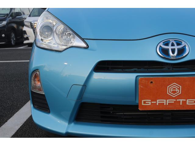 アクア S 禁煙車 純正8型ナビ バックカメラ TV 電動格納式ドアミラー オートライト プッシュスタート ETC DVD再生 BULUETTOTH接続 アイドリングストップ スマートキー プライバシーガラス(13枚目)