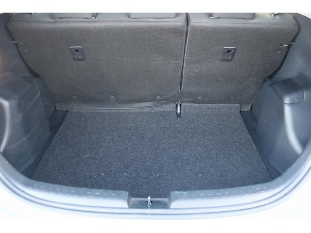 アクア S 禁煙車 純正8型ナビ バックカメラ TV 電動格納式ドアミラー オートライト プッシュスタート ETC DVD再生 BULUETTOTH接続 アイドリングストップ スマートキー プライバシーガラス(29枚目)