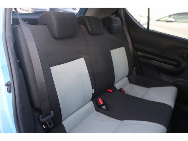 アクア S 禁煙車 純正8型ナビ バックカメラ TV 電動格納式ドアミラー オートライト プッシュスタート ETC DVD再生 BULUETTOTH接続 アイドリングストップ スマートキー プライバシーガラス(35枚目)