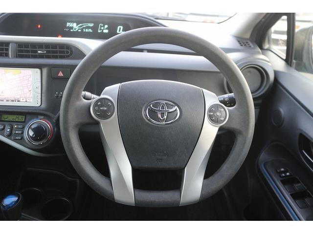 アクア S 禁煙車 純正8型ナビ バックカメラ TV 電動格納式ドアミラー オートライト プッシュスタート ETC DVD再生 BULUETTOTH接続 アイドリングストップ スマートキー プライバシーガラス(41枚目)