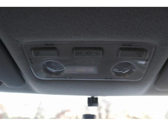 アクア S 禁煙車 純正8型ナビ バックカメラ TV 電動格納式ドアミラー オートライト プッシュスタート ETC DVD再生 BULUETTOTH接続 アイドリングストップ スマートキー プライバシーガラス(61枚目)