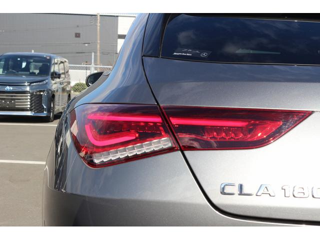 ＣＬＡクラス シューティングブレーク ＣＬＡ１８０　シューティングブレーク　デジタルコックピットディスプレイ　純正ナビ　フルセグＴＶ　バックカメラ　衝突軽減ブレーキ　レーダークルーズコントロール　ＬＥＤヘッドライト　ＥＴＣ２．０　シートヒーター　ハーフレザーシート　ＢＳＭ（18枚目）