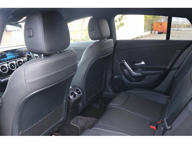 ＣＬＡクラス シューティングブレーク ＣＬＡ１８０　シューティングブレーク　デジタルコックピットディスプレイ　純正ナビ　フルセグＴＶ　バックカメラ　衝突軽減ブレーキ　レーダークルーズコントロール　ＬＥＤヘッドライト　ＥＴＣ２．０　シートヒーター　ハーフレザーシート　ＢＳＭ（34枚目）