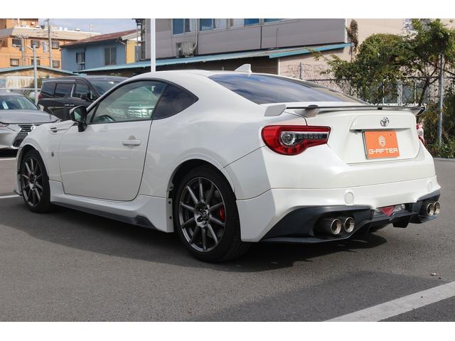86 GTリミテッド ハイパフォーマンスパッケージ 禁煙車 純正ナビ フルセグTV バックカメラ オートクルーズコントロール LEDヘッドライト ETC ハーフレザーシート シートヒーター 電動格納ドアミラー BLUETOOTH接続 マニュアルモード付(8枚目)