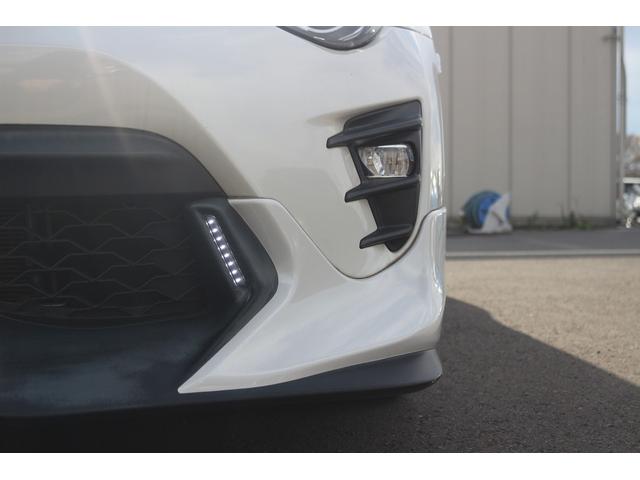 86 GTリミテッド ハイパフォーマンスパッケージ 禁煙車 純正ナビ フルセグTV バックカメラ オートクルーズコントロール LEDヘッドライト ETC ハーフレザーシート シートヒーター 電動格納ドアミラー BLUETOOTH接続 マニュアルモード付(15枚目)