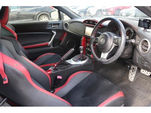 86 GTリミテッド ハイパフォーマンスパッケージ 禁煙車 純正ナビ フルセグTV バックカメラ オートクルーズコントロール LEDヘッドライト ETC ハーフレザーシート シートヒーター 電動格納ドアミラー BLUETOOTH接続 マニュアルモード付(25枚目)