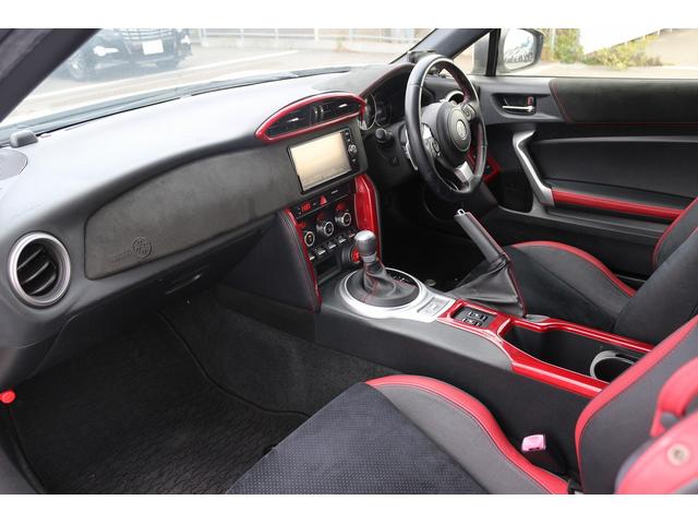 86 GTリミテッド ハイパフォーマンスパッケージ 禁煙車 純正ナビ フルセグTV バックカメラ オートクルーズコントロール LEDヘッドライト ETC ハーフレザーシート シートヒーター 電動格納ドアミラー BLUETOOTH接続 マニュアルモード付(30枚目)