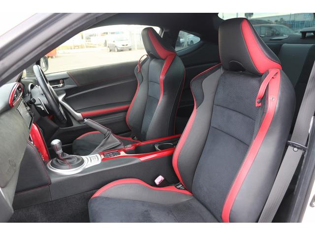 86 GTリミテッド ハイパフォーマンスパッケージ 禁煙車 純正ナビ フルセグTV バックカメラ オートクルーズコントロール LEDヘッドライト ETC ハーフレザーシート シートヒーター 電動格納ドアミラー BLUETOOTH接続 マニュアルモード付(31枚目)