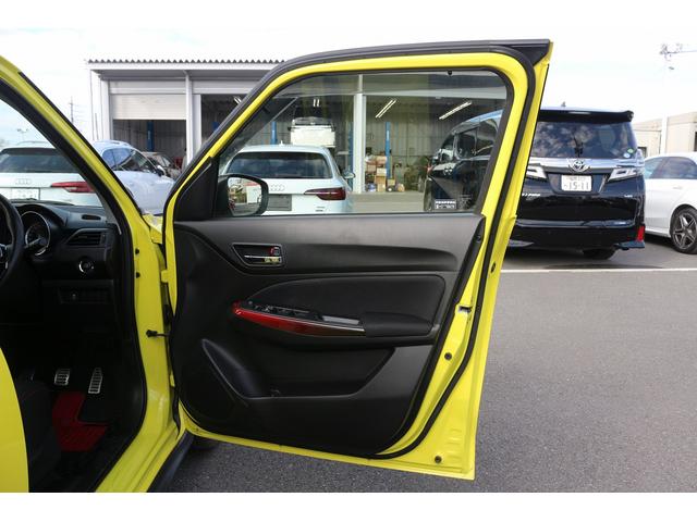 スイフトスポーツ ベースグレード 禁煙車 1オーナー 6MT オーディオ クルーズコントロール LEDヘッドライト シートヒーター 純正17AW 電動格納ミラー 横滑り防止装置 オートライト プッシュスタート スマートキー(28枚目)