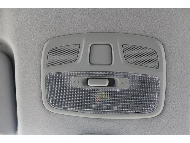 スイフトスポーツ ベースグレード 禁煙車 1オーナー 6MT オーディオ クルーズコントロール LEDヘッドライト シートヒーター 純正17AW 電動格納ミラー 横滑り防止装置 オートライト プッシュスタート スマートキー(52枚目)