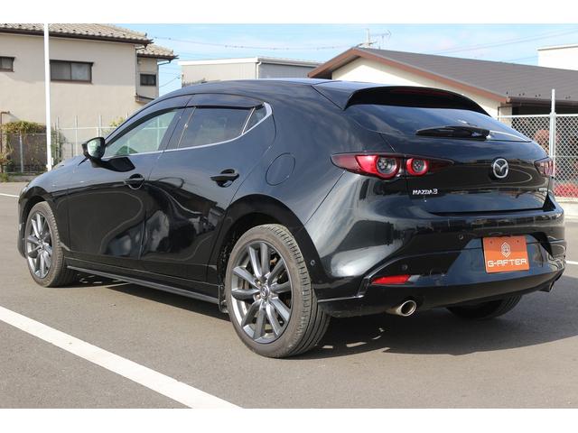 ＭＡＺＤＡ３ファストバック １５Ｓツーリング　禁煙車　６ＭＴ　純正８型ナビ　フルセグＴＶ　バックカメラ　レーダークルーズコントロール　ＬＥＤヘッドライト　クリアランスソナー　電動格納ミラー　Ｂｌｕｅｔｏｏｔｈ接続　オートライト　プッシュスタート（11枚目）