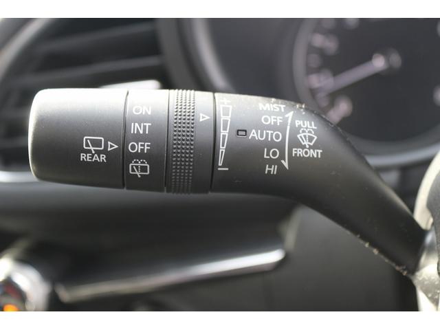 ＭＡＺＤＡ３ファストバック １５Ｓツーリング　禁煙車　６ＭＴ　純正８型ナビ　フルセグＴＶ　バックカメラ　レーダークルーズコントロール　ＬＥＤヘッドライト　クリアランスソナー　電動格納ミラー　Ｂｌｕｅｔｏｏｔｈ接続　オートライト　プッシュスタート（26枚目）
