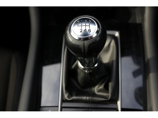 ＭＡＺＤＡ３ファストバック １５Ｓツーリング　禁煙車　６ＭＴ　純正８型ナビ　フルセグＴＶ　バックカメラ　レーダークルーズコントロール　ＬＥＤヘッドライト　クリアランスソナー　電動格納ミラー　Ｂｌｕｅｔｏｏｔｈ接続　オートライト　プッシュスタート（45枚目）