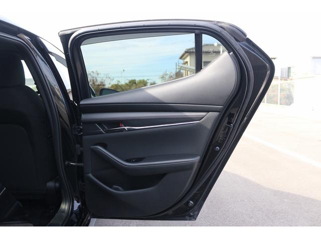ＭＡＺＤＡ３ファストバック １５Ｓツーリング　禁煙車　６ＭＴ　純正８型ナビ　フルセグＴＶ　バックカメラ　レーダークルーズコントロール　ＬＥＤヘッドライト　クリアランスソナー　電動格納ミラー　Ｂｌｕｅｔｏｏｔｈ接続　オートライト　プッシュスタート（48枚目）