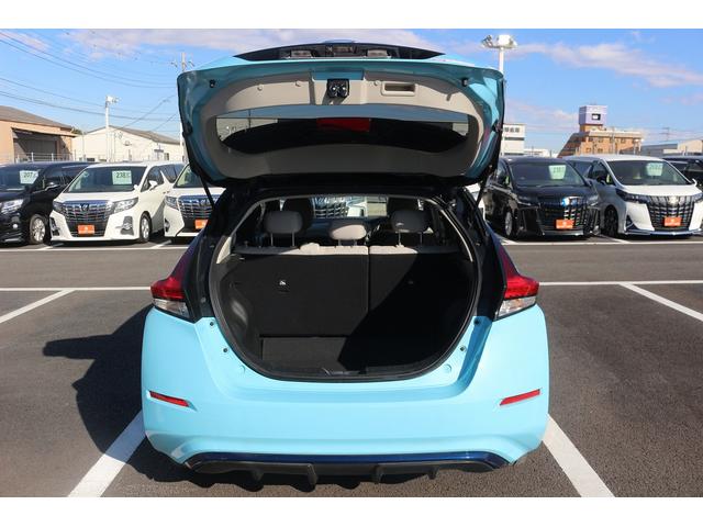 リーフ X 禁煙車 ツートンルーフ LEDヘッドライト 純正ナビ バックカメラ フルセグTV 衝突軽減 クルーズコントロール シートヒーター ETC ステアリングヒーター 電動格納ミラー Bluetooth接続(35枚目)