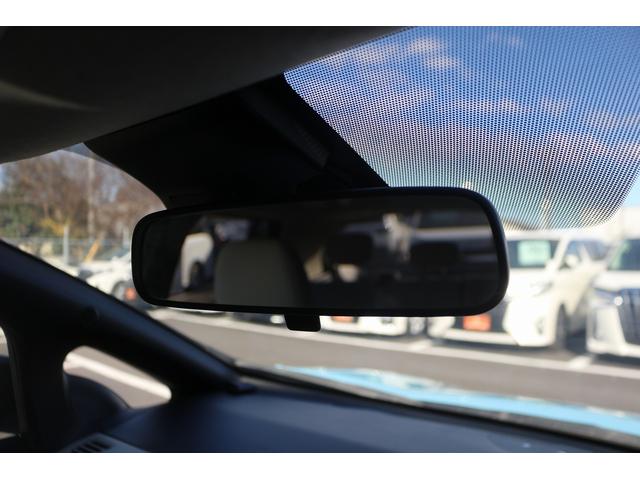 リーフ X 禁煙車 ツートンルーフ LEDヘッドライト 純正ナビ バックカメラ フルセグTV 衝突軽減 クルーズコントロール シートヒーター ETC ステアリングヒーター 電動格納ミラー Bluetooth接続(60枚目)