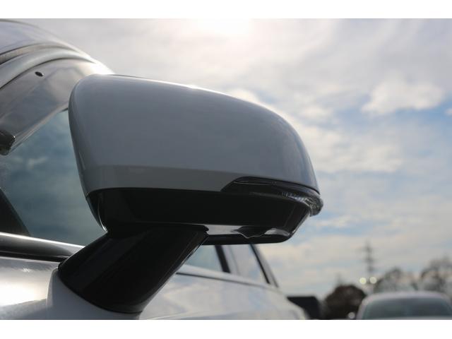 Ｖ９０ Ｔ５　モメンタム　禁煙車　黒革シート　純正ナビ　フルセグ　全周囲カメラ　アダプティブクルーズコントロ－ル　インテリセーフ　ＡＰＰＬＥＣＡＲＰＬＡＹ　パークアシスト　シートヒーター　ＬＥＤヘッドライト　オートハイビーム（15枚目）