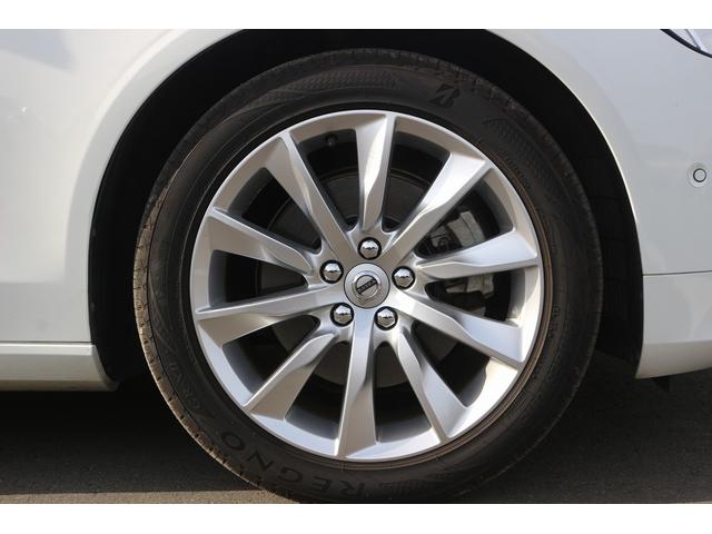 Ｖ９０ Ｔ５　モメンタム　禁煙車　黒革シート　純正ナビ　フルセグ　全周囲カメラ　アダプティブクルーズコントロ－ル　インテリセーフ　ＡＰＰＬＥＣＡＲＰＬＡＹ　パークアシスト　シートヒーター　ＬＥＤヘッドライト　オートハイビーム（18枚目）