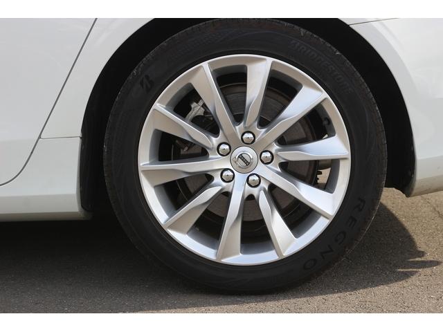 Ｖ９０ Ｔ５　モメンタム　禁煙車　黒革シート　純正ナビ　フルセグ　全周囲カメラ　アダプティブクルーズコントロ－ル　インテリセーフ　ＡＰＰＬＥＣＡＲＰＬＡＹ　パークアシスト　シートヒーター　ＬＥＤヘッドライト　オートハイビーム（20枚目）