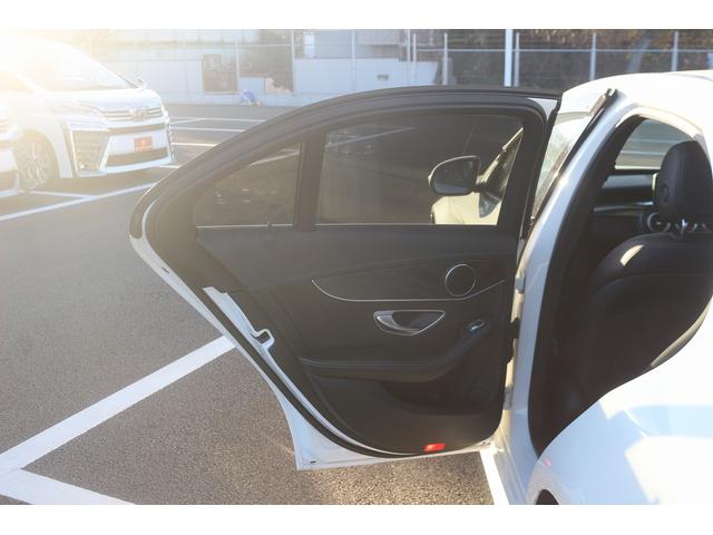 Ｃクラス Ｃ２５０スポーツ　禁煙車　レーダセーフティパッケージ　純正８．４型ナビ　フルセグＴＶ　バックカメラ　レーダ－クル－ズコントロール　衝突軽減ブレーキ　電動格納ドアミラー　クリアランスソナー　シートヒーター（38枚目）