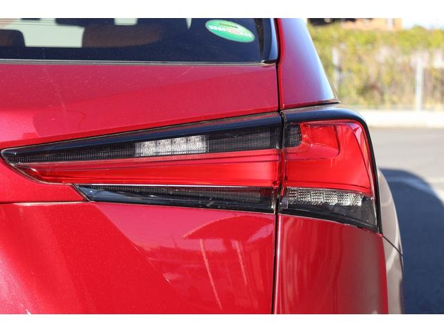 LEXUS NX NX300H VERSION L