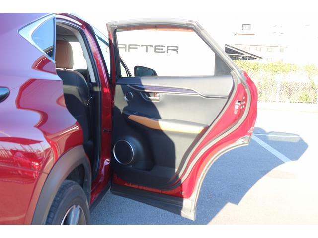 LEXUS NX NX300H VERSION L